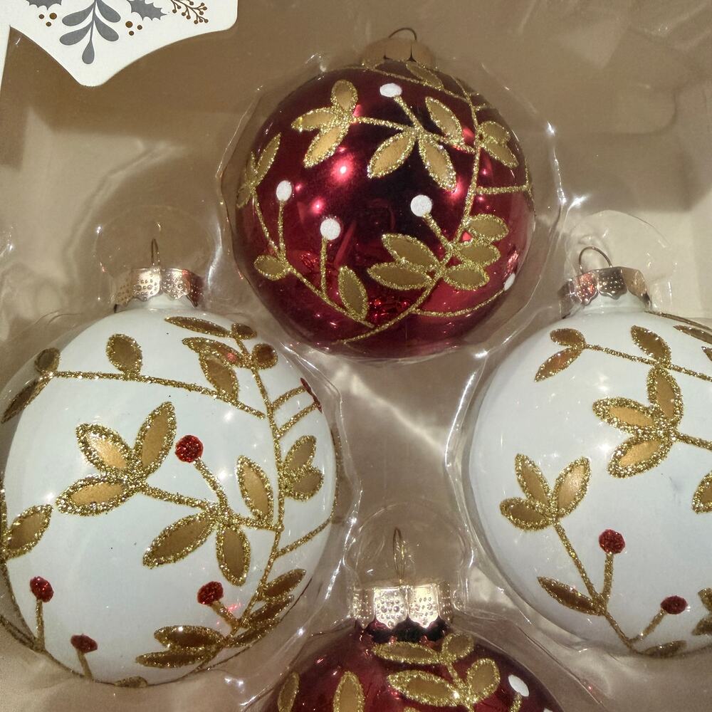 8pcs Christmas Tree Ornaments Handcrafted Glass Set, Glitter Red White Gold - Picture 4 of 6